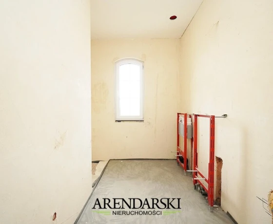 Ciecierzyce - 1250000 zł (nr 704/2055/ODS)