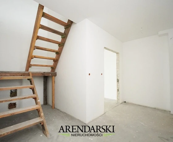 Ciecierzyce - 1250000 zł (nr 704/2055/ODS)