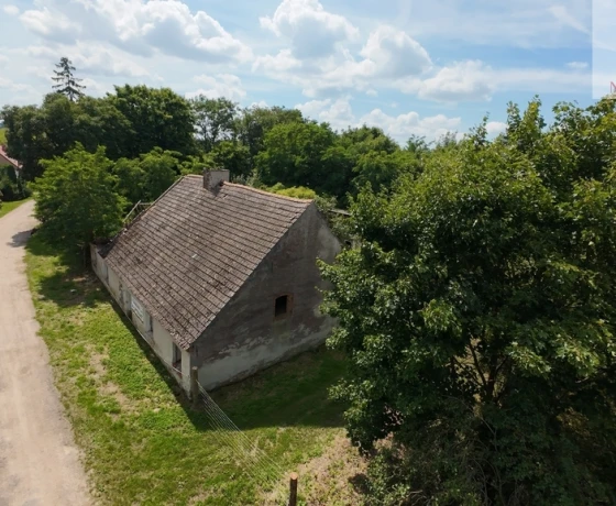 Jarząbki - 260000 zł (nr 95/1459/ODS)