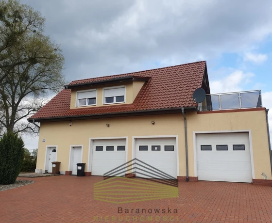 Dom na sprzedaż, Białobłocie - 1 200 000 zł