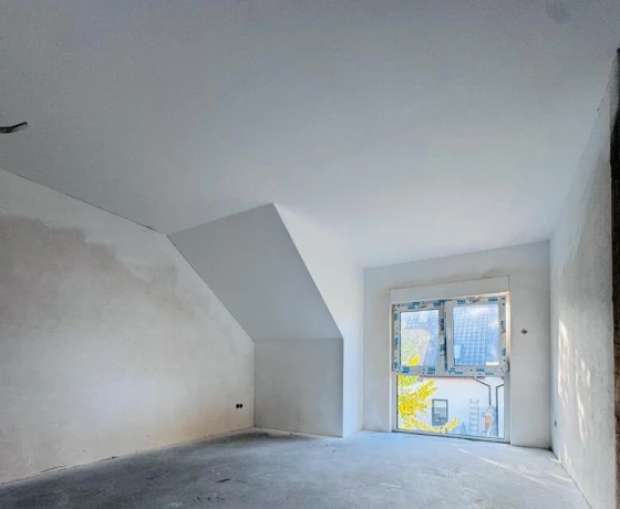Chwalęcice - 930000 zł (nr 543/8967/ODS)