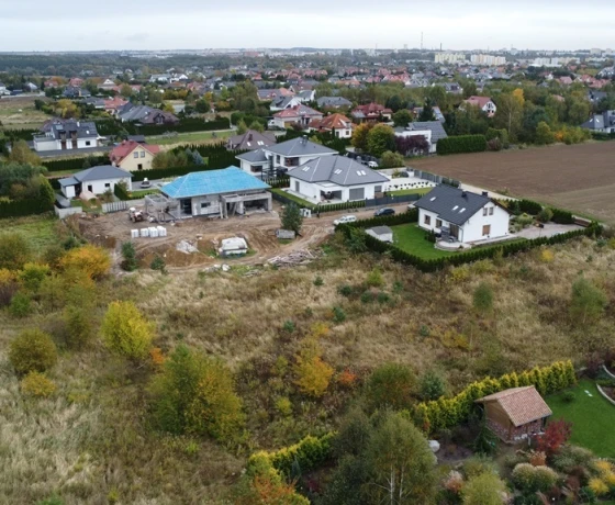Chwalęcice, Granitowa - 295000 zł (nr 9/17696/OGS)