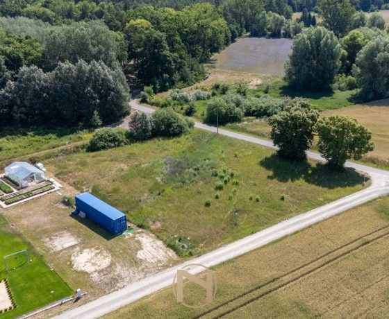 Różanki - 299000 zł (nr 461/3070/OGS)