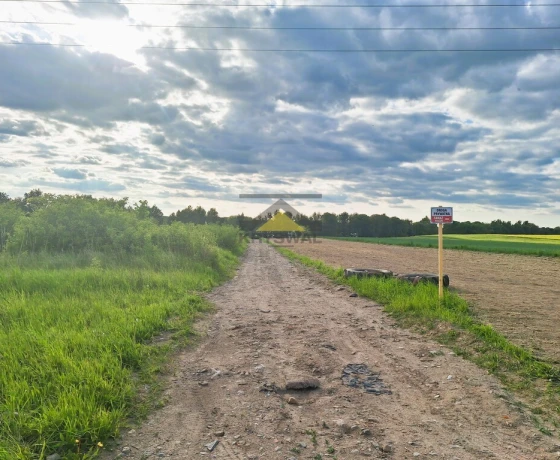 Ługi - 140000 zł (nr 985/2639/OGS)
